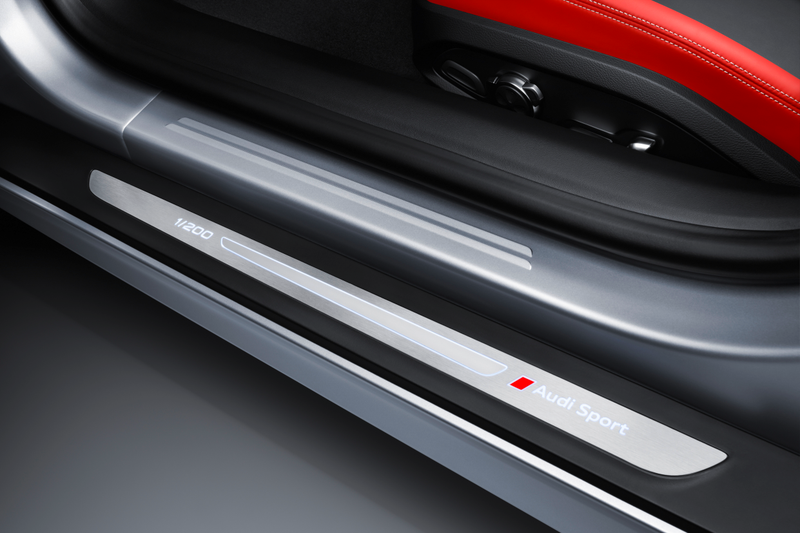 Illustration for article titled The Audi Sport Edition R8 Is The Ultimate Fan-Mobile For Dieselgate's Innocent Victims